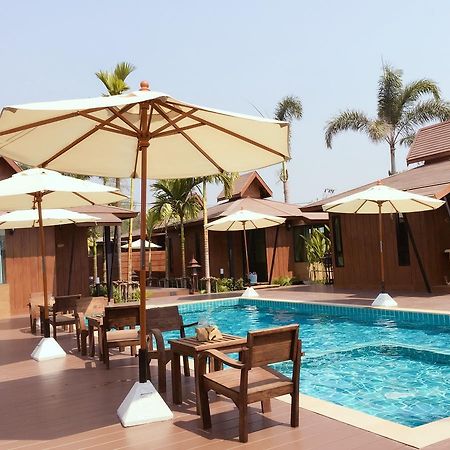 Lana Hotel Чиангмай Экстерьер фото