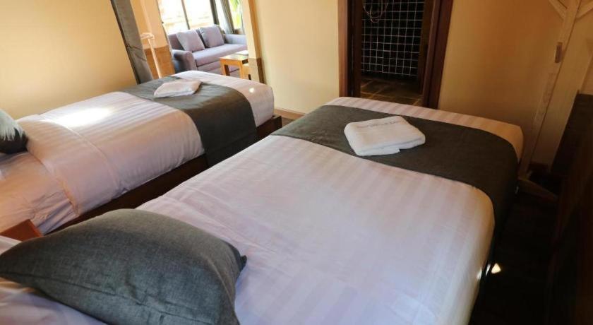 Lana Hotel Чиангмай Экстерьер фото