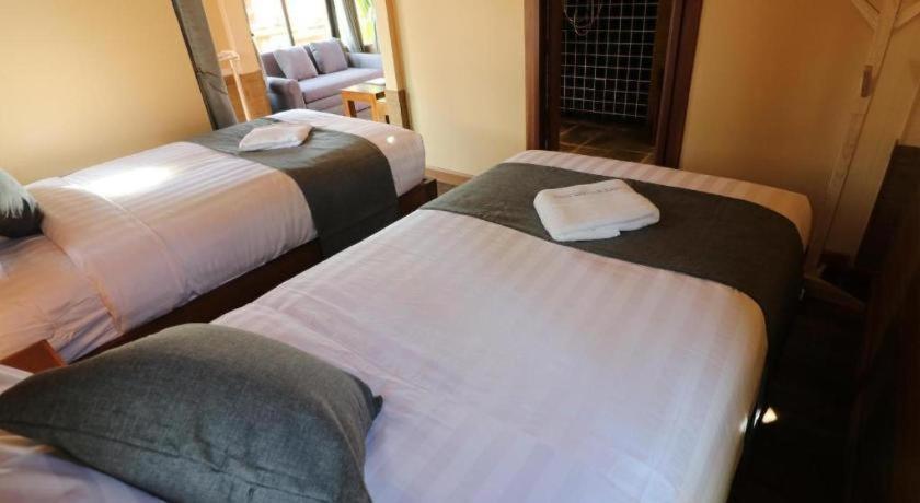 Lana Hotel Чиангмай Экстерьер фото